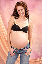 Jeans And Bra On Pregger Lady