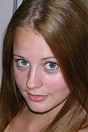 Pretty Eyes Amateur Girl